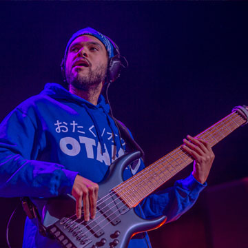 Bubby Lewis and The Heroes